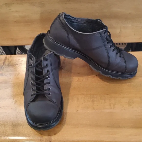 Dr. Martens | Shoes | Drmartens Brown Craig Size 1 | Poshmark display picture 2